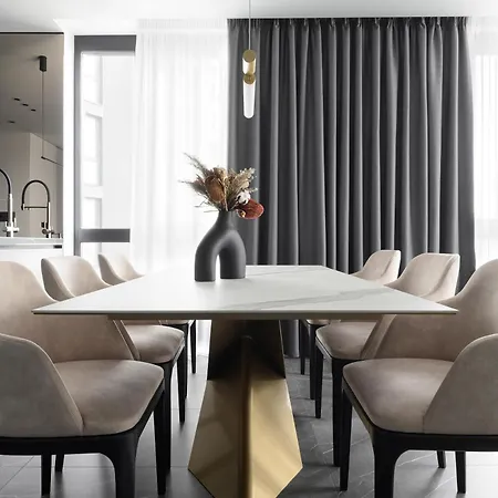 Anatole Chanz App's *